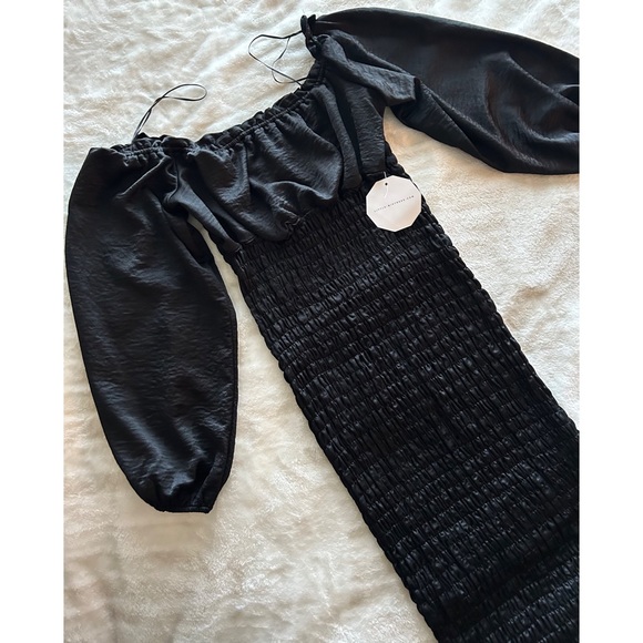 Outrageous Fortune shirred black midi dress - Picture 6 of 8